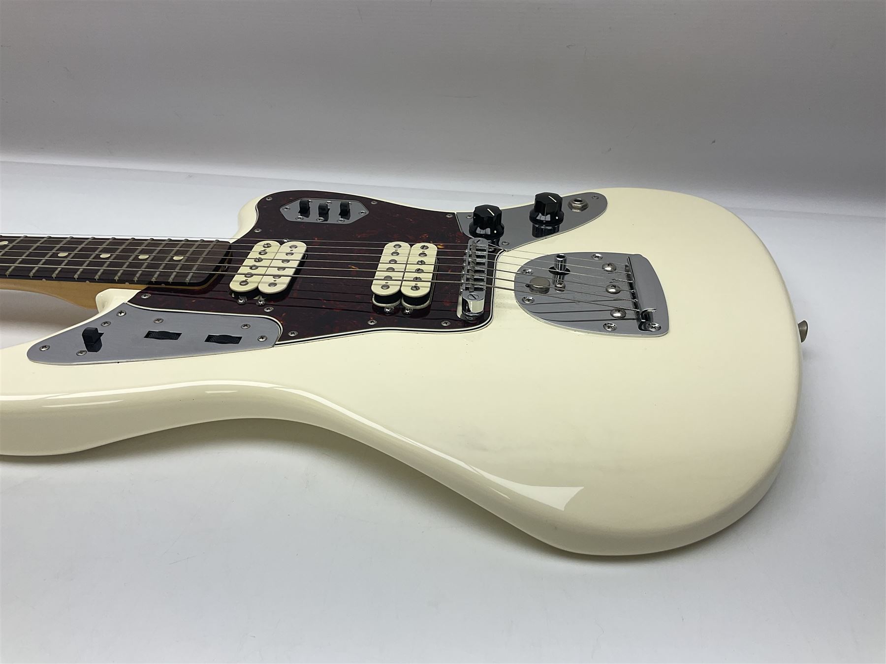 Mexican Fender Jaguar electric guitar with Humbucker pick-ups and tremolo arm - Image 17 of 20