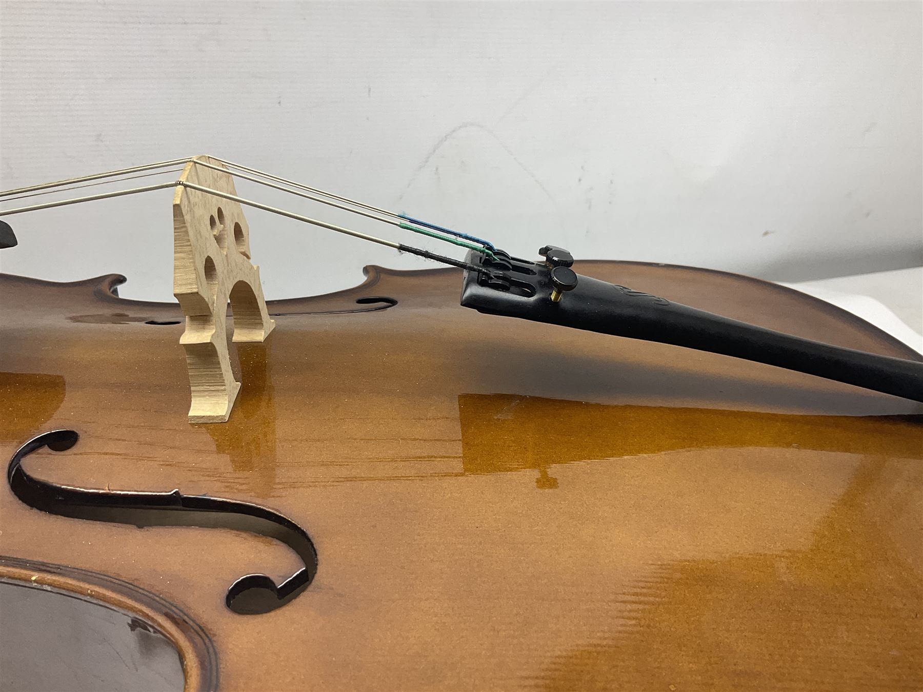 Stentor Student I quarter-size cello with 59.5cm two-piece maple back and ribs and spruce top; bears - Image 7 of 19