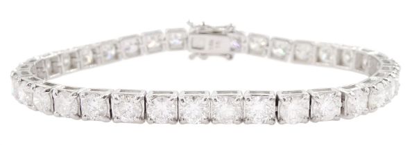 18ct white gold round brilliant cut diamond bracelet