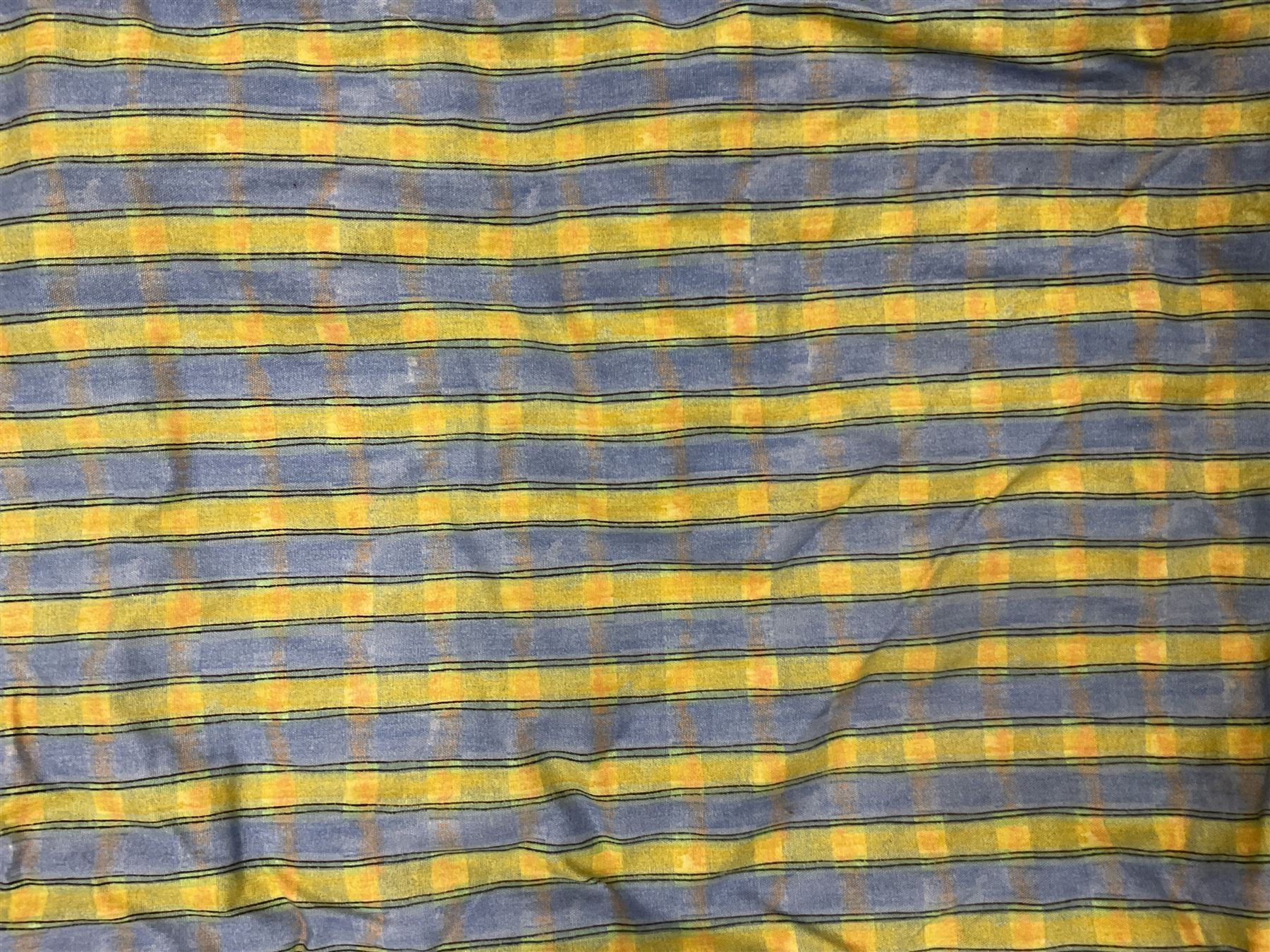 Collection of curtains and fabric - pair thermal lined curtains in chequered fabric (fall - 219cm - Image 2 of 4