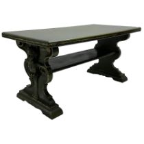 Italian design coffee table in green marbled finish