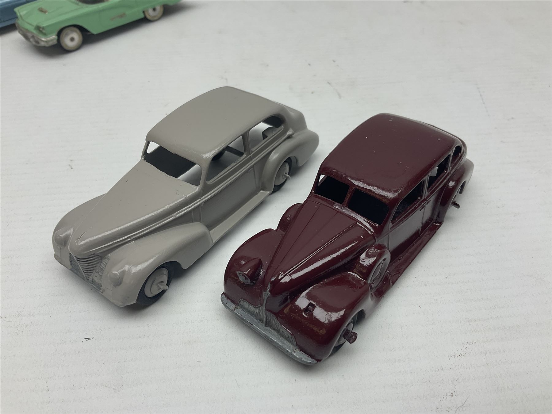 Eleven unboxed and playworn early die-cast models including Dinky Packard - Image 7 of 20