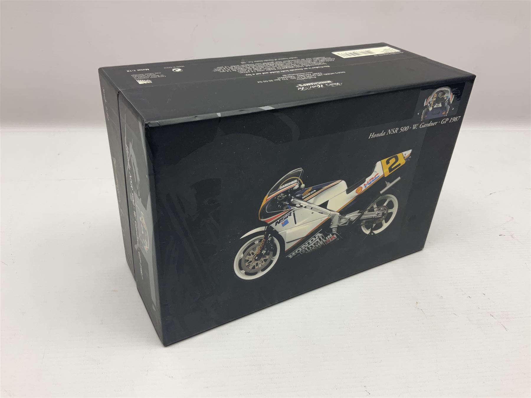 Minichamps Classic Bike Series 1:12 scale die-cast model - Honda NSR500 Wayne Gardner GP1987; boxed - Image 8 of 8