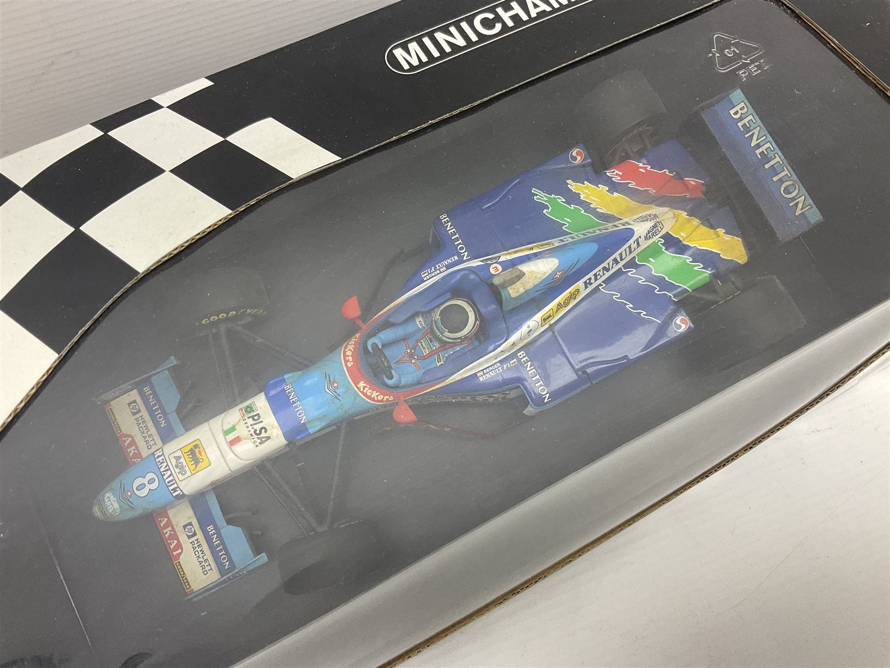 Three Minichamps 1:18 scale die-cast racing cars - Bar 01 Supertec R. Zonta 1999; Benetton b197 Rena - Image 6 of 8