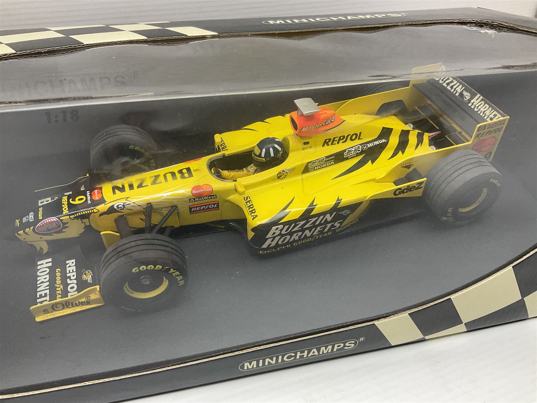 Three Minichamps 1:18 scale die-cast racing cars - Jordan Mugen Honda 198 D. Hill; Jordan Ford EJ13 - Image 4 of 8