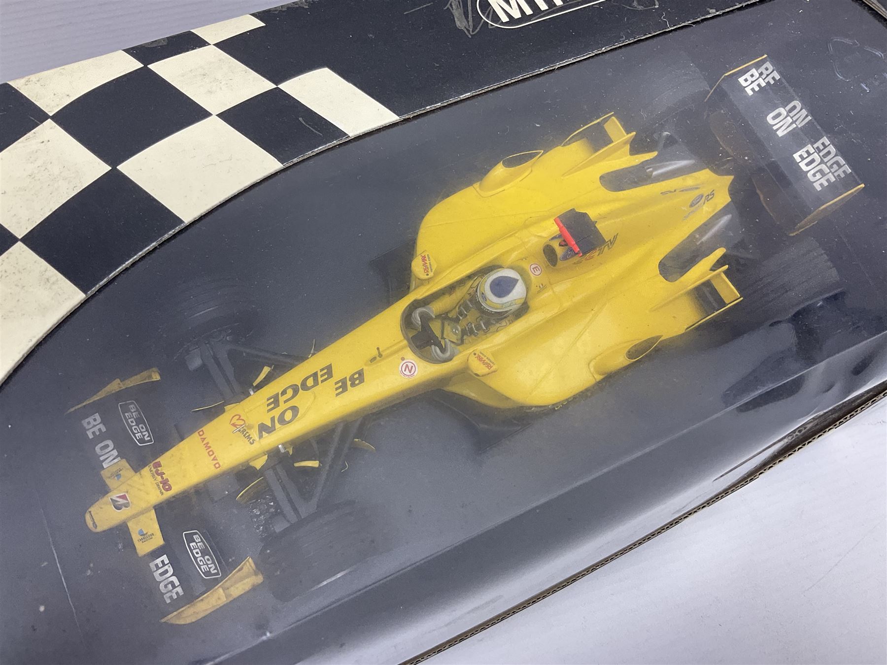 Three Minichamps 1:18 scale die-cast racing cars - Jordan Mugen Honda 198 D. Hill; Jordan Ford EJ13 - Image 7 of 8