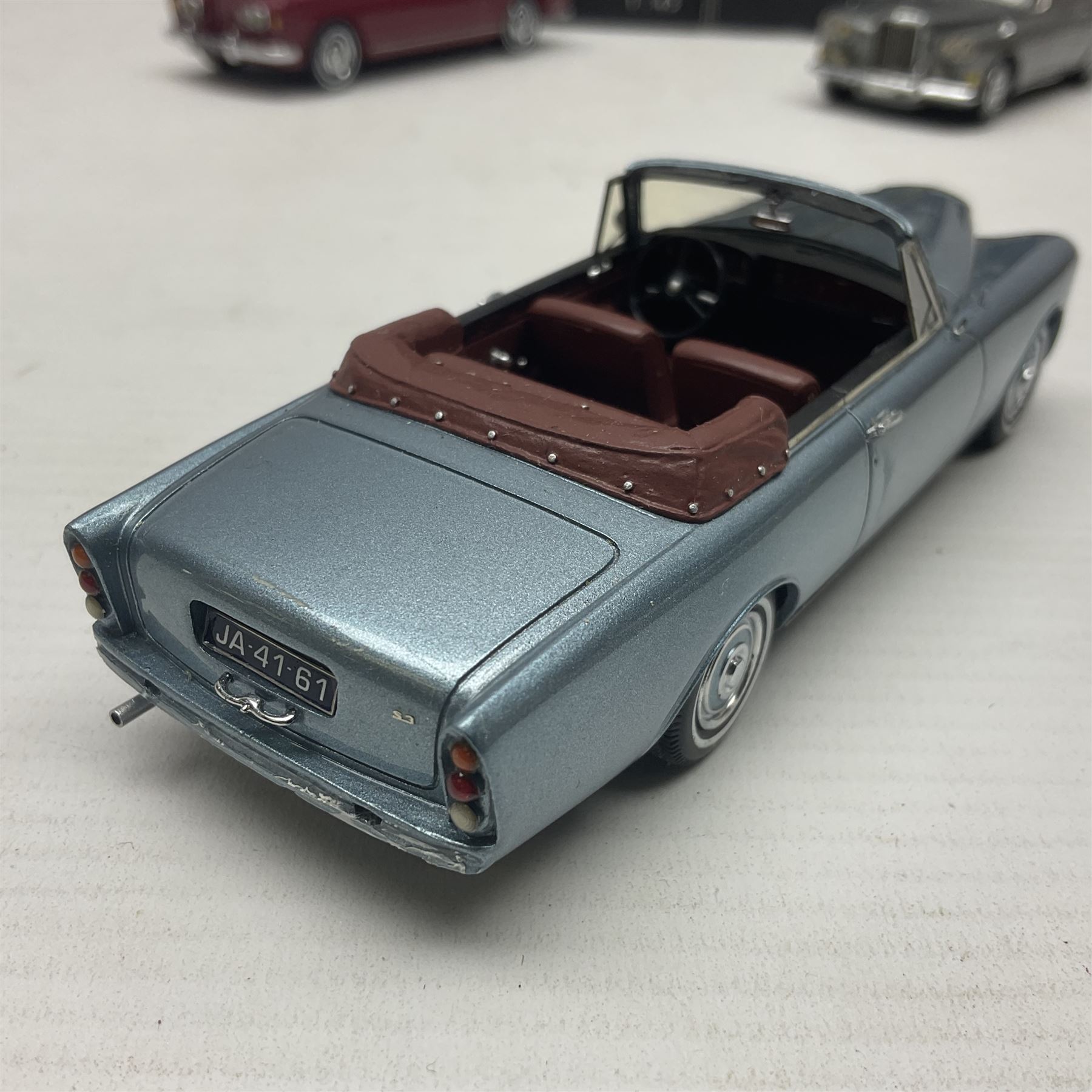 Nine Neo Scale Models 1:43 scale die-cast models including Daimler Majestic major - Image 9 of 25