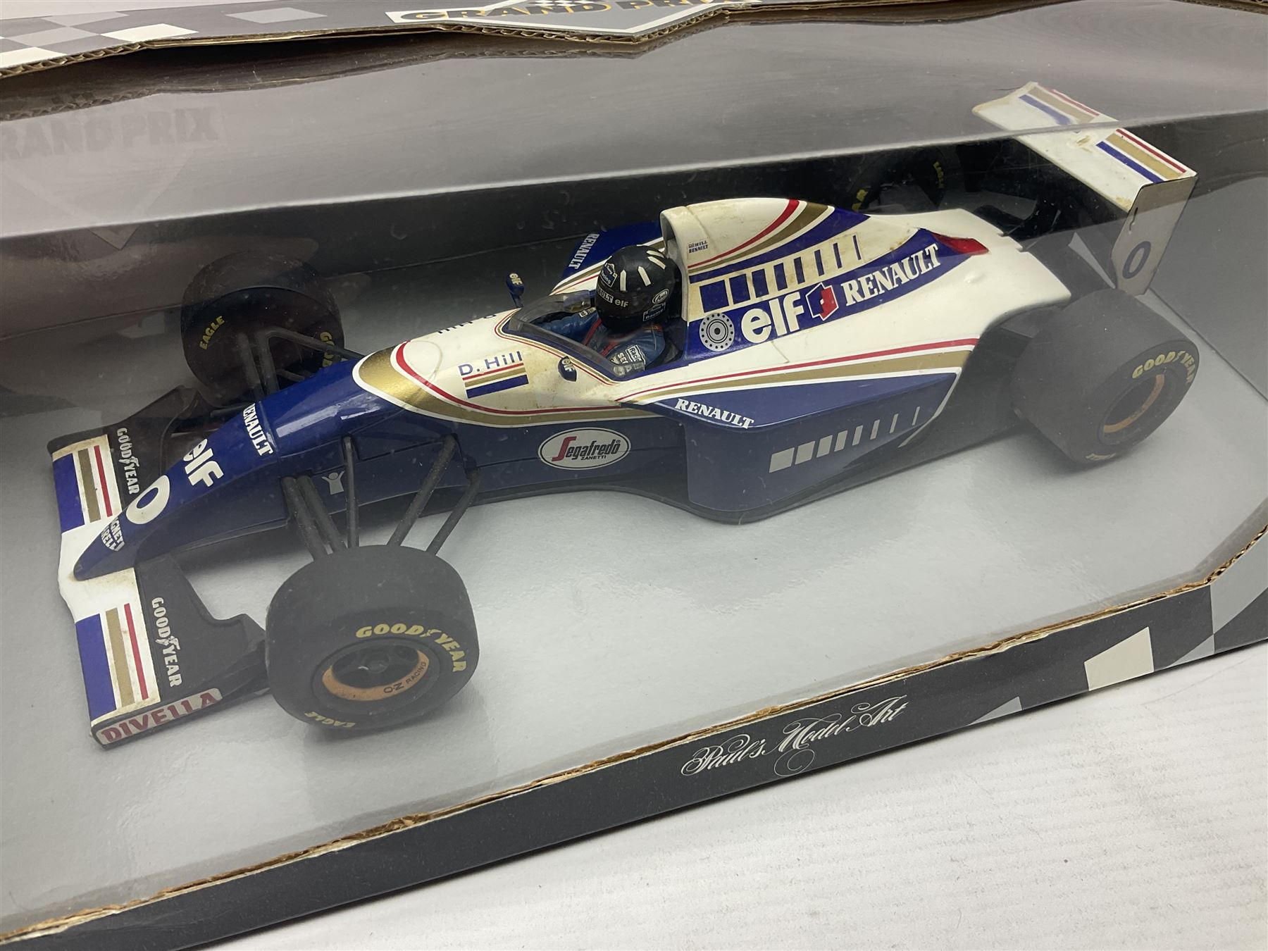 Three Paul's Model Art 1:18 scale die-cast racing cars - Grand Prix Williams Renault FW16 D. Hill; H - Image 8 of 10