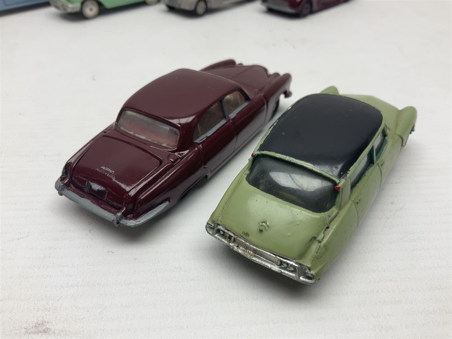 Eleven unboxed and playworn early die-cast models including Dinky Packard - Image 5 of 20