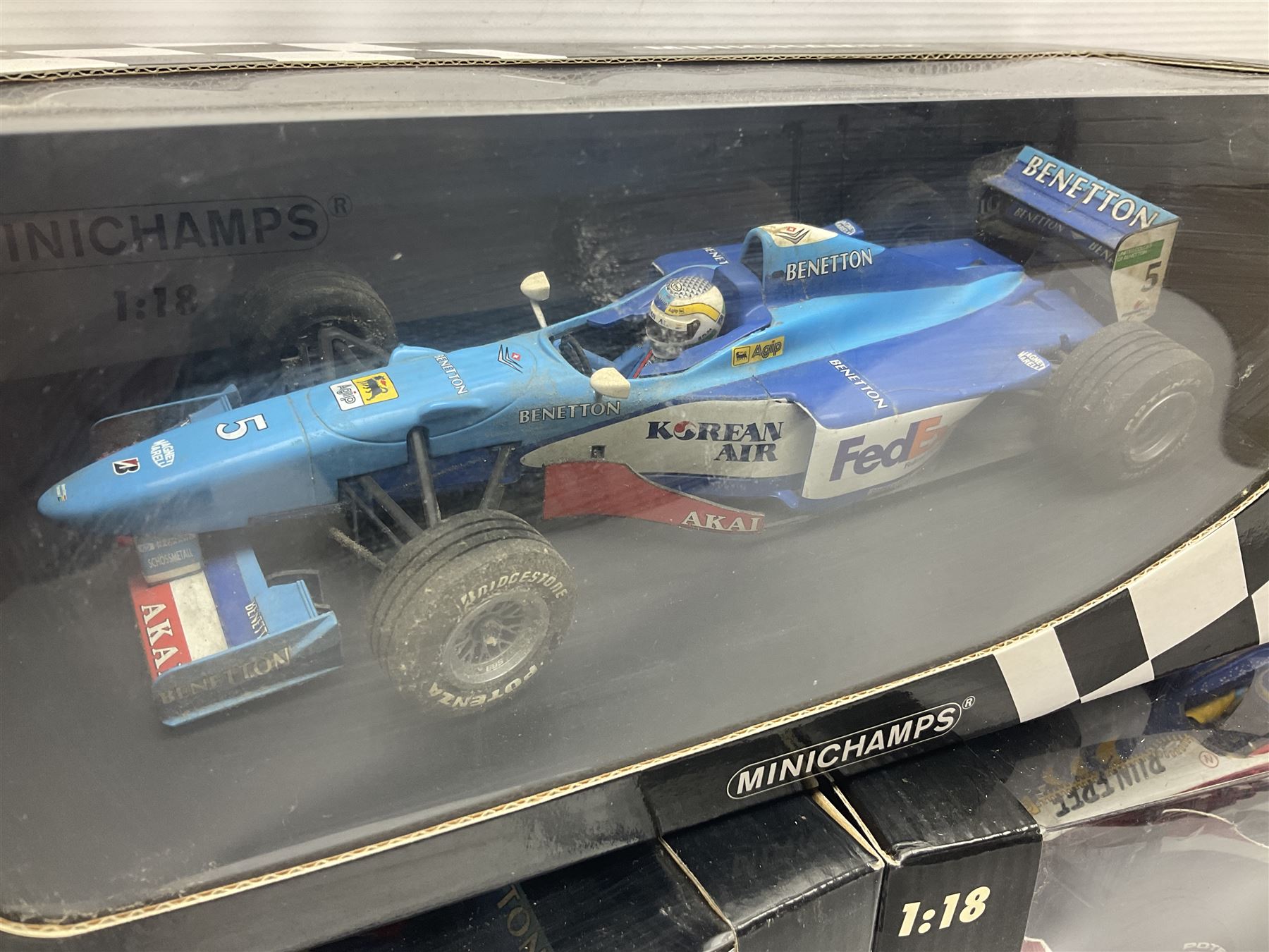 Three Minichamps 1:18 scale die-cast racing cars - Bar 01 Supertec R. Zonta 1999; Benetton b197 Rena - Image 4 of 8