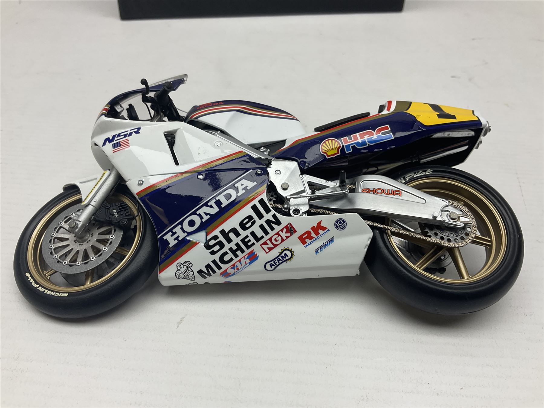 Minichamps Classic Bike Series 1:12 scale die-cast model - Honda NSR500 Eddie Lawson GP1989; boxed - Image 6 of 10