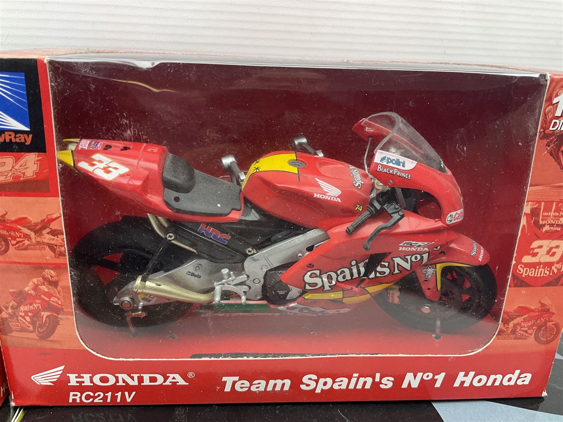 Nine NewRay 1:12 scale die-cast models of motorcycles including Ducati - Image 11 of 15