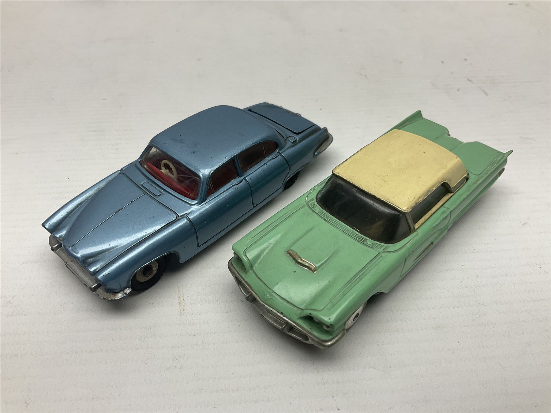 Eleven unboxed and playworn early die-cast models including Dinky Packard - Image 9 of 20