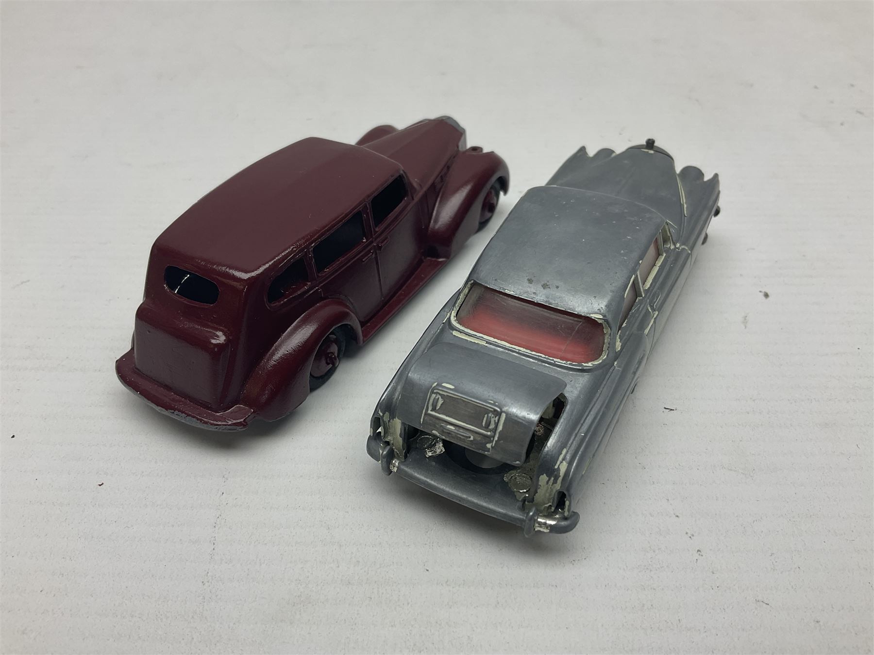 Eleven unboxed and playworn early die-cast models including Dinky Packard - Image 13 of 20