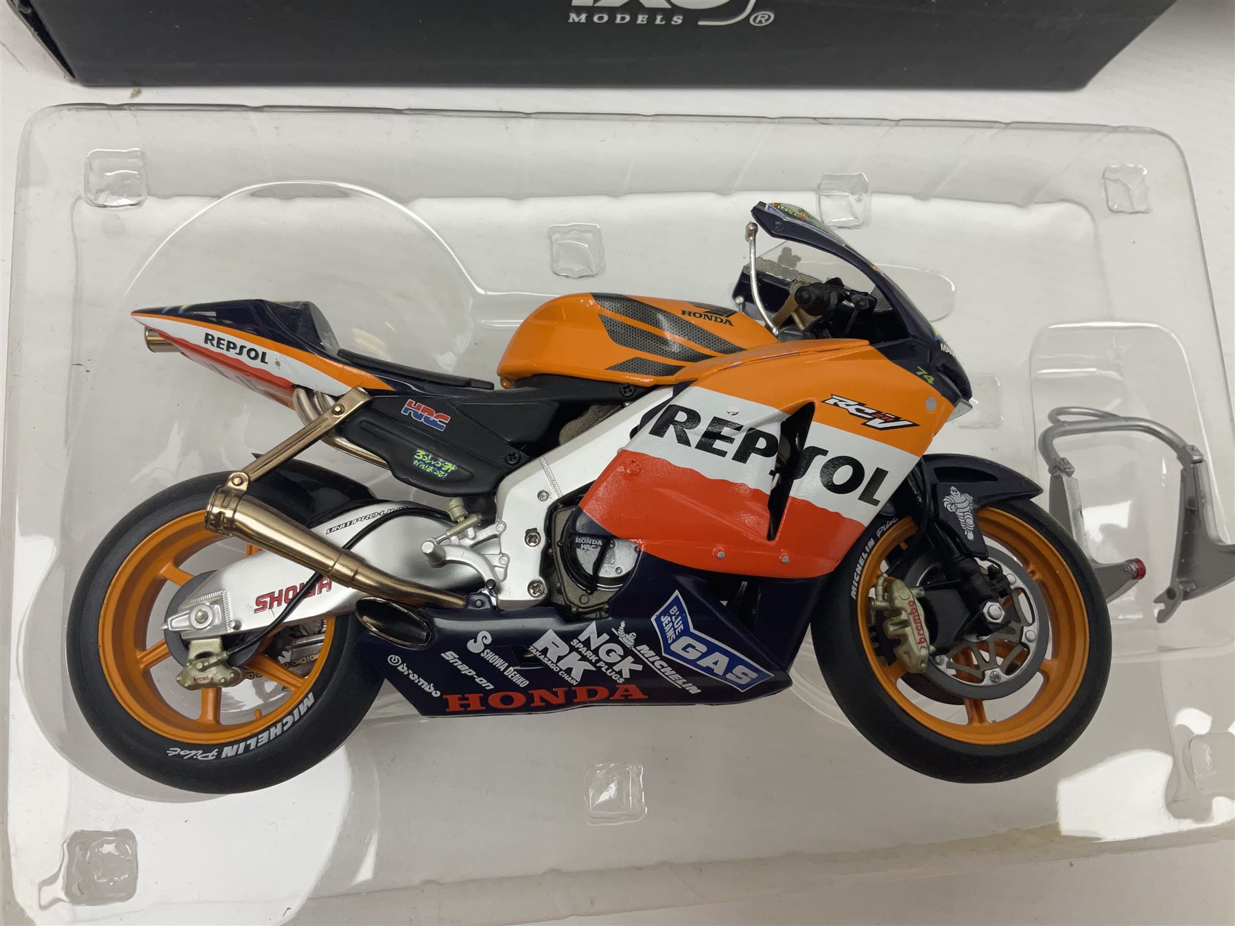 Three Ixo Models 1:12 scale die-cast models of motorcycles - BRB007 Honda NSR500 Michael Doohan 1998 - Image 8 of 15