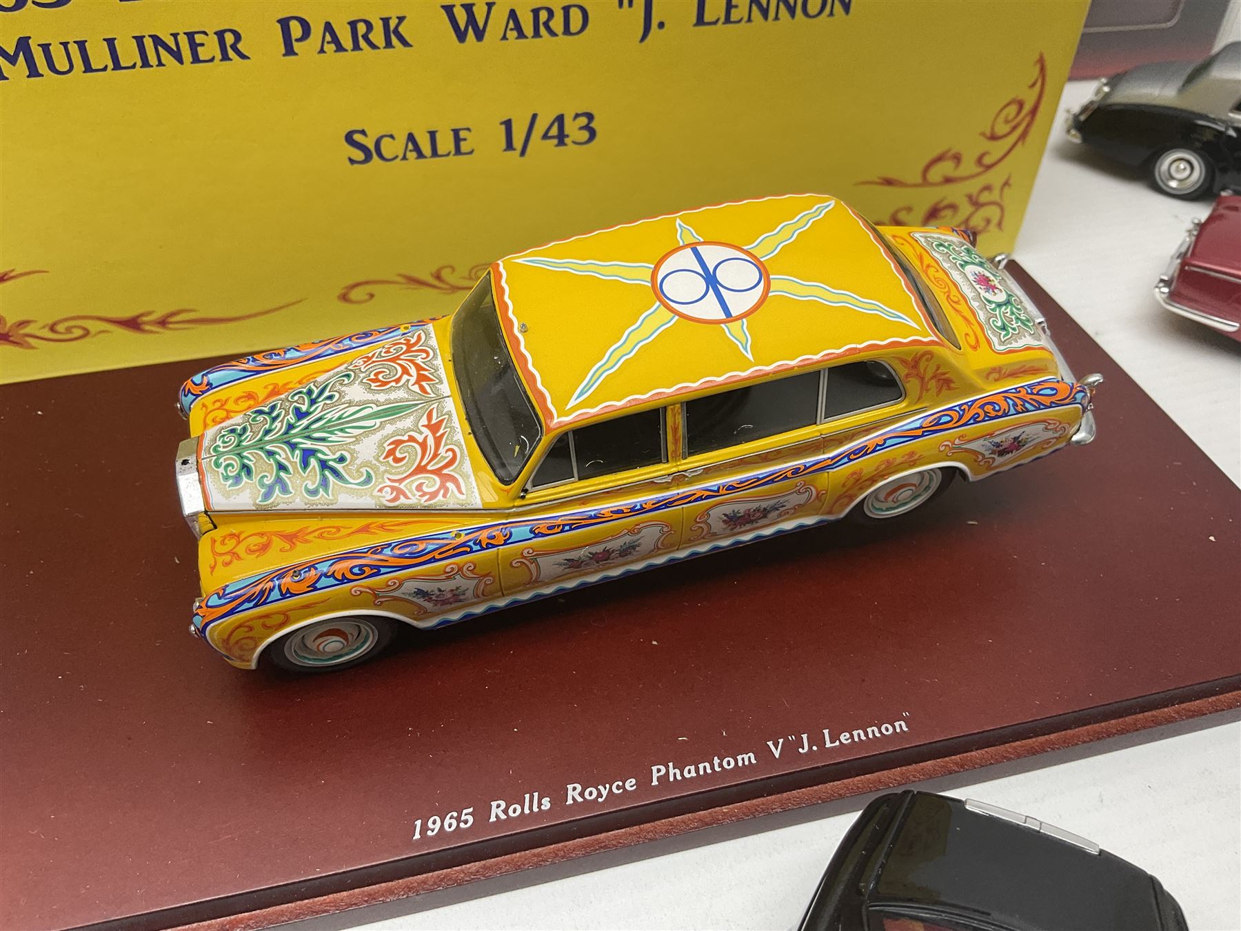 Twelve 1:43 scale die-cast models including TrueScale boxed 1965 Rolls Royce Phantom V Mulliner Park - Image 11 of 13