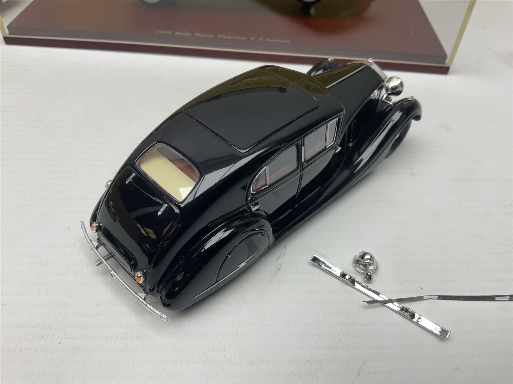 Twelve 1:43 scale die-cast models including TrueScale boxed 1965 Rolls Royce Phantom V Mulliner Park - Image 3 of 13