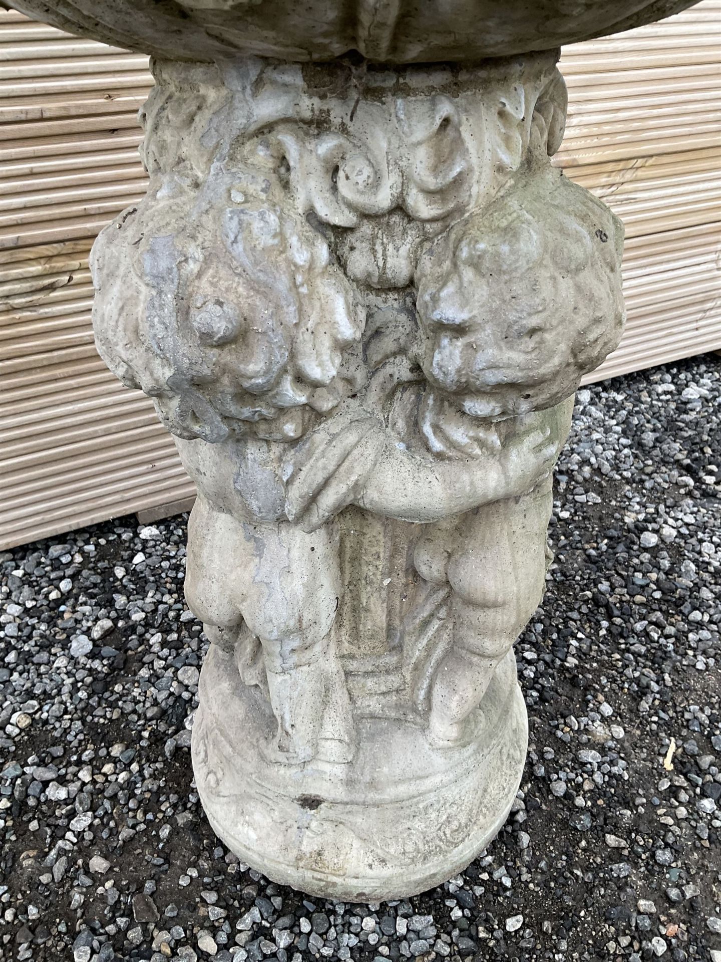 Cast stone planter or bird bath - Image 3 of 4