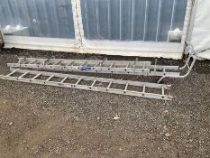 Aluminium roofing ladder