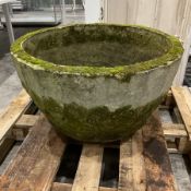 Large weathered cast stone planter - THIS LOT IS TO BE COLLECTED BY APPOINTMENT FROM DUGGLEBY STORA