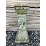 Three-piece stone sundial