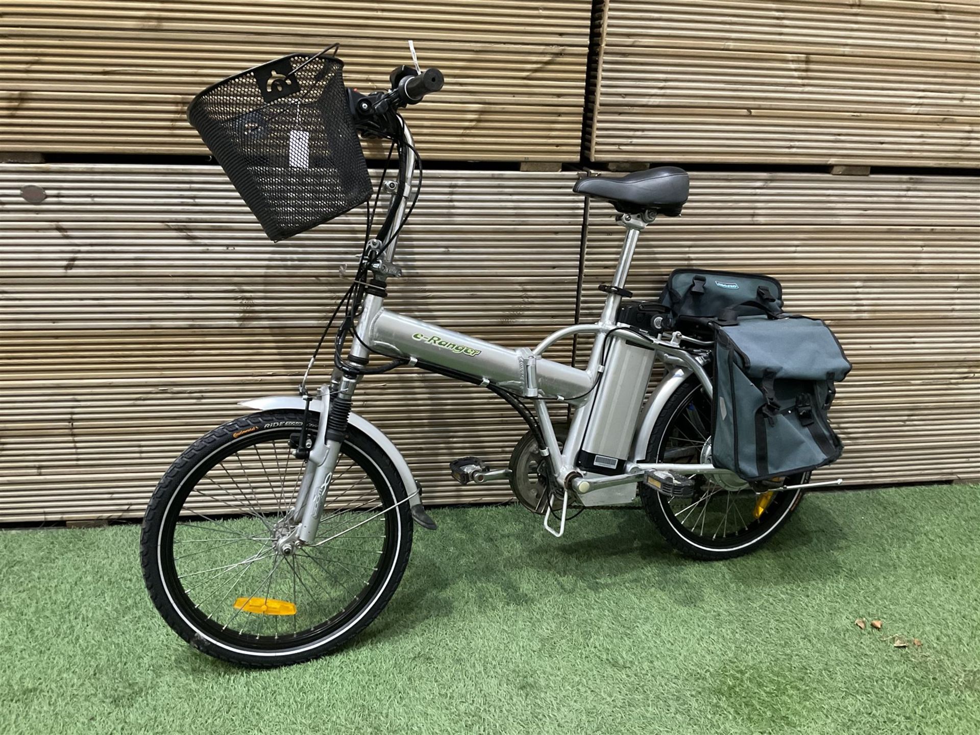 E-Ranger electric bike with front and back storage - Image 5 of 5