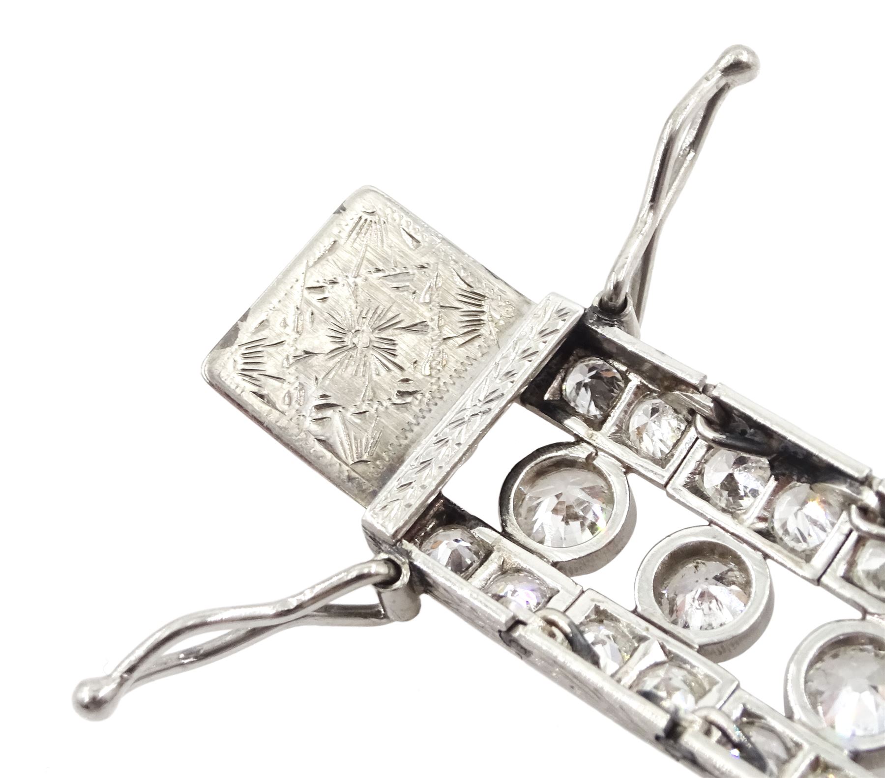 Continental Art Deco platinum old cut diamond openwork bracelet - Image 9 of 9