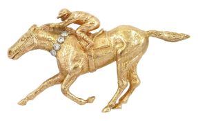 9ct gold diamond horse and jockey racing brooch