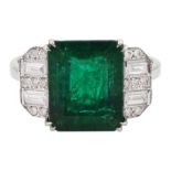 18ct white gold octagonal cut emerald