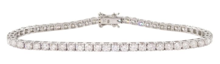 18ct white gold round brilliant cut diamond bracelet