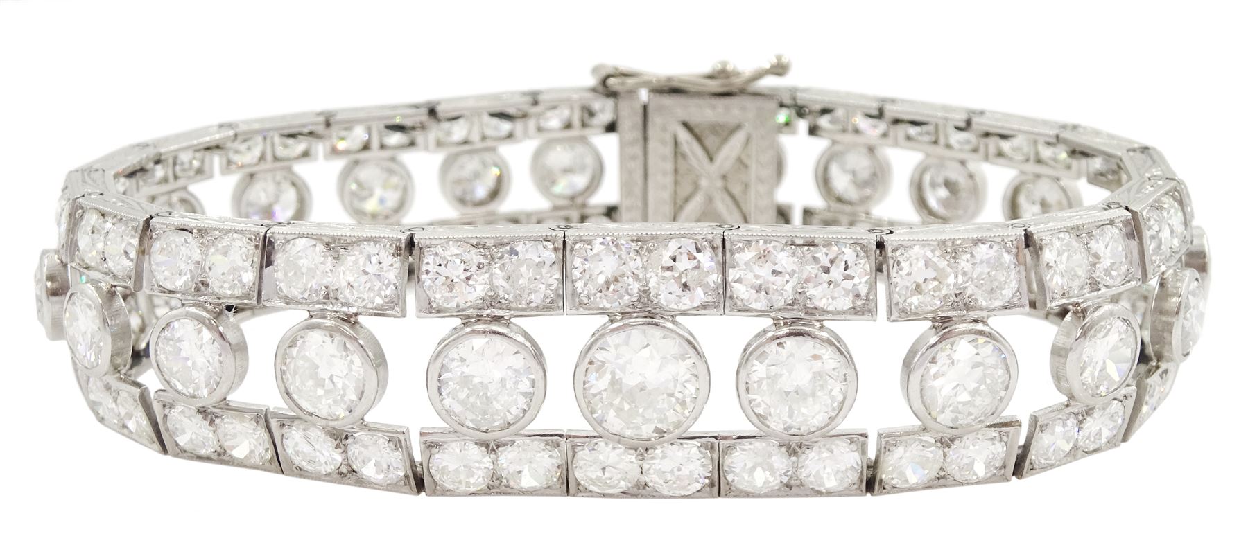 Continental Art Deco platinum old cut diamond openwork bracelet - Image 2 of 9