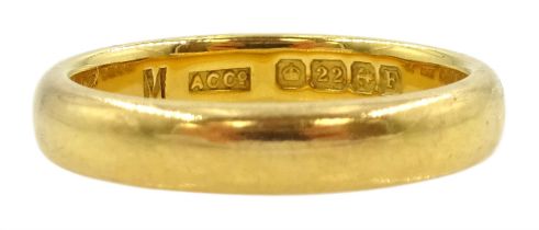 Early 20th century 22ct gold wedding band