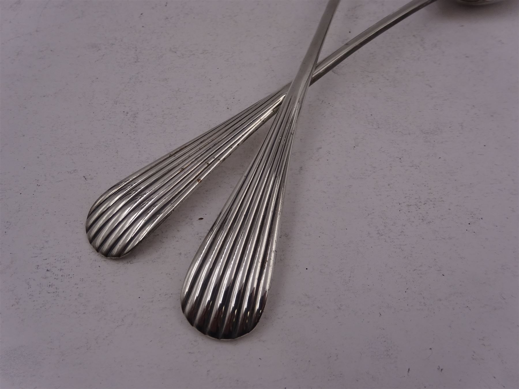 Pair of early 20th century silver salad servers - Image 4 of 4