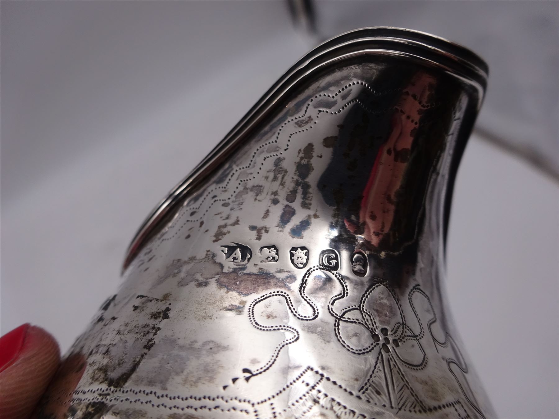 George III silver cream jug - Image 5 of 5