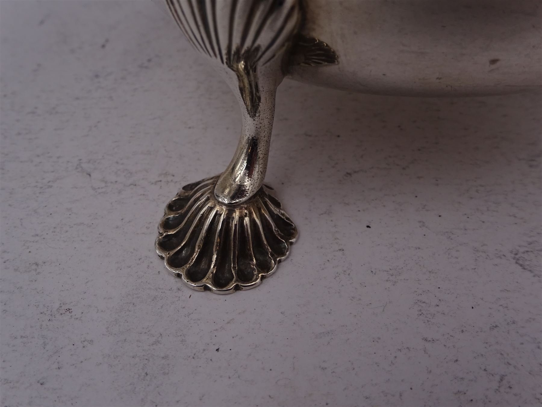 Victorian silver sauce boat - Image 4 of 5