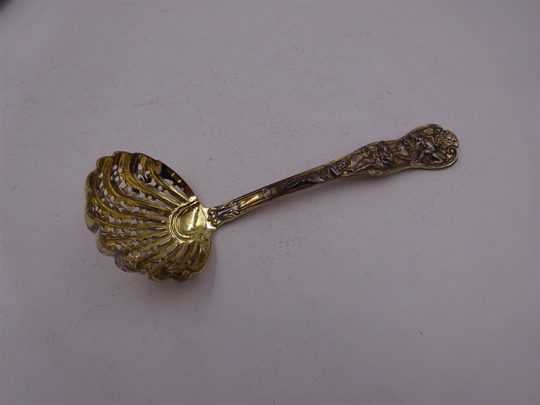 Victorian silver-gilt sugar sifting spoon - Image 3 of 8