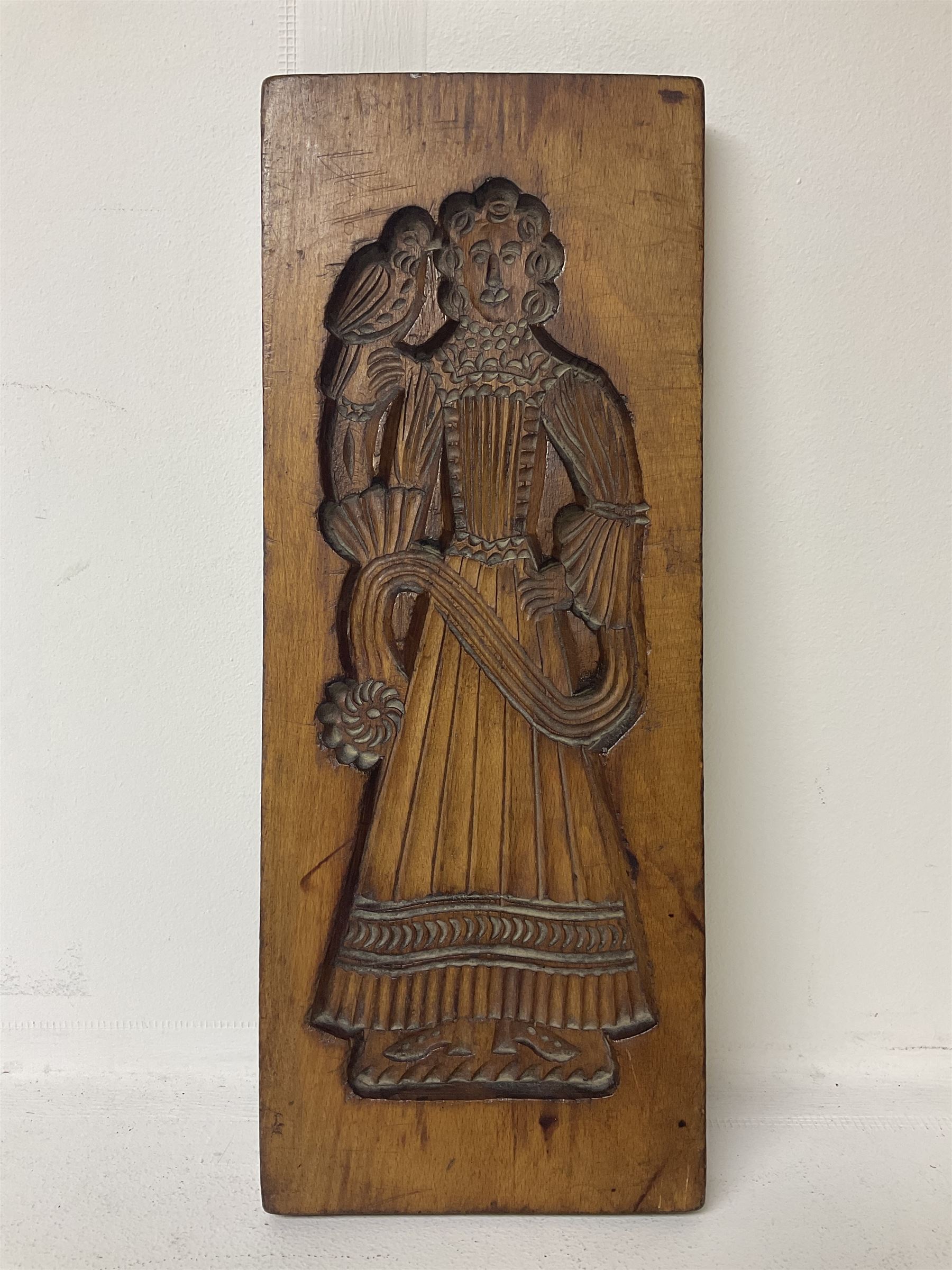 Wooden two sided gingerbread mould modelled as a man and a woman in traditional dress - Image 7 of 10