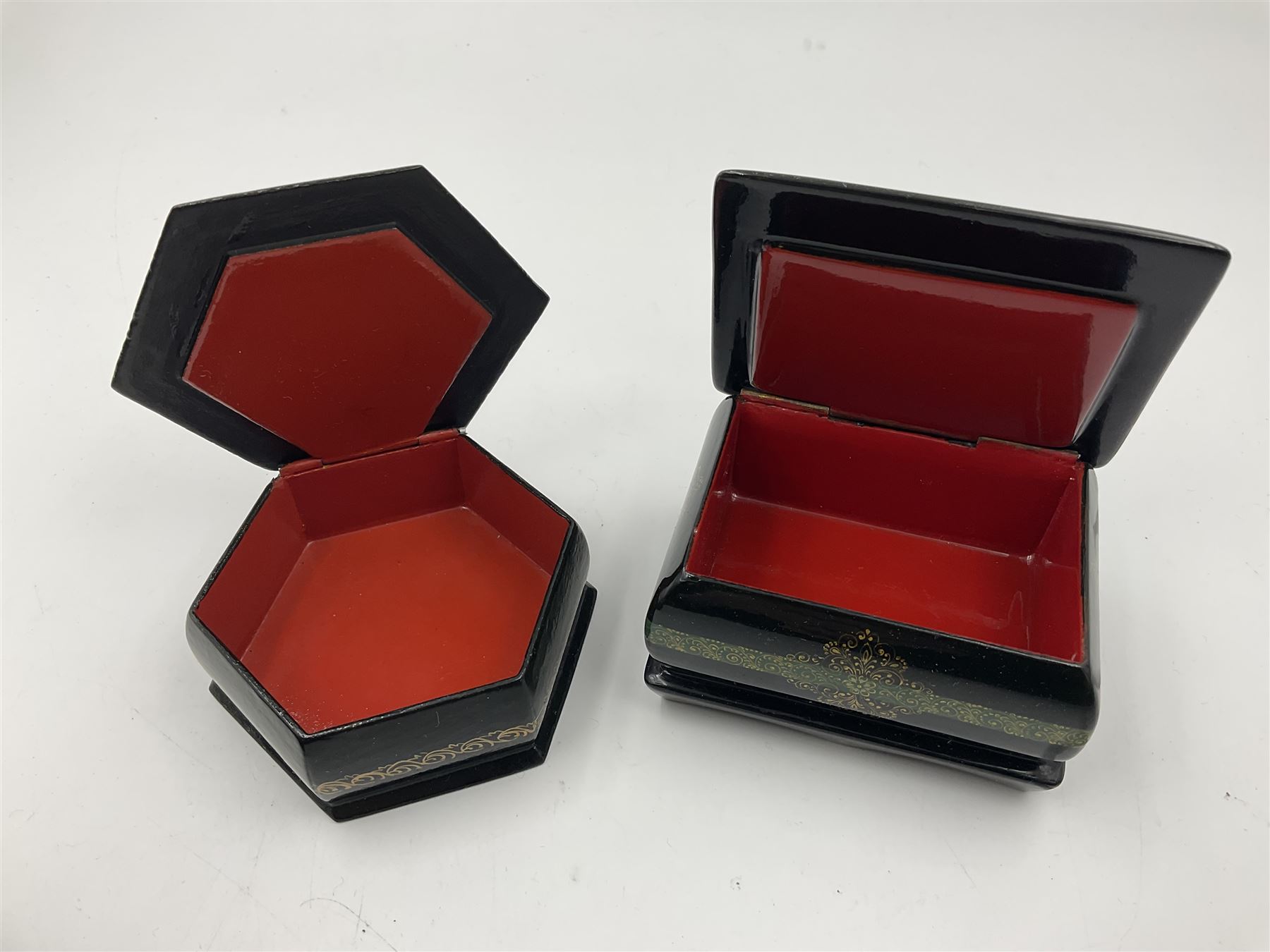 Seven 20th century Russian black lacquered papier Mache boxes - Image 12 of 12