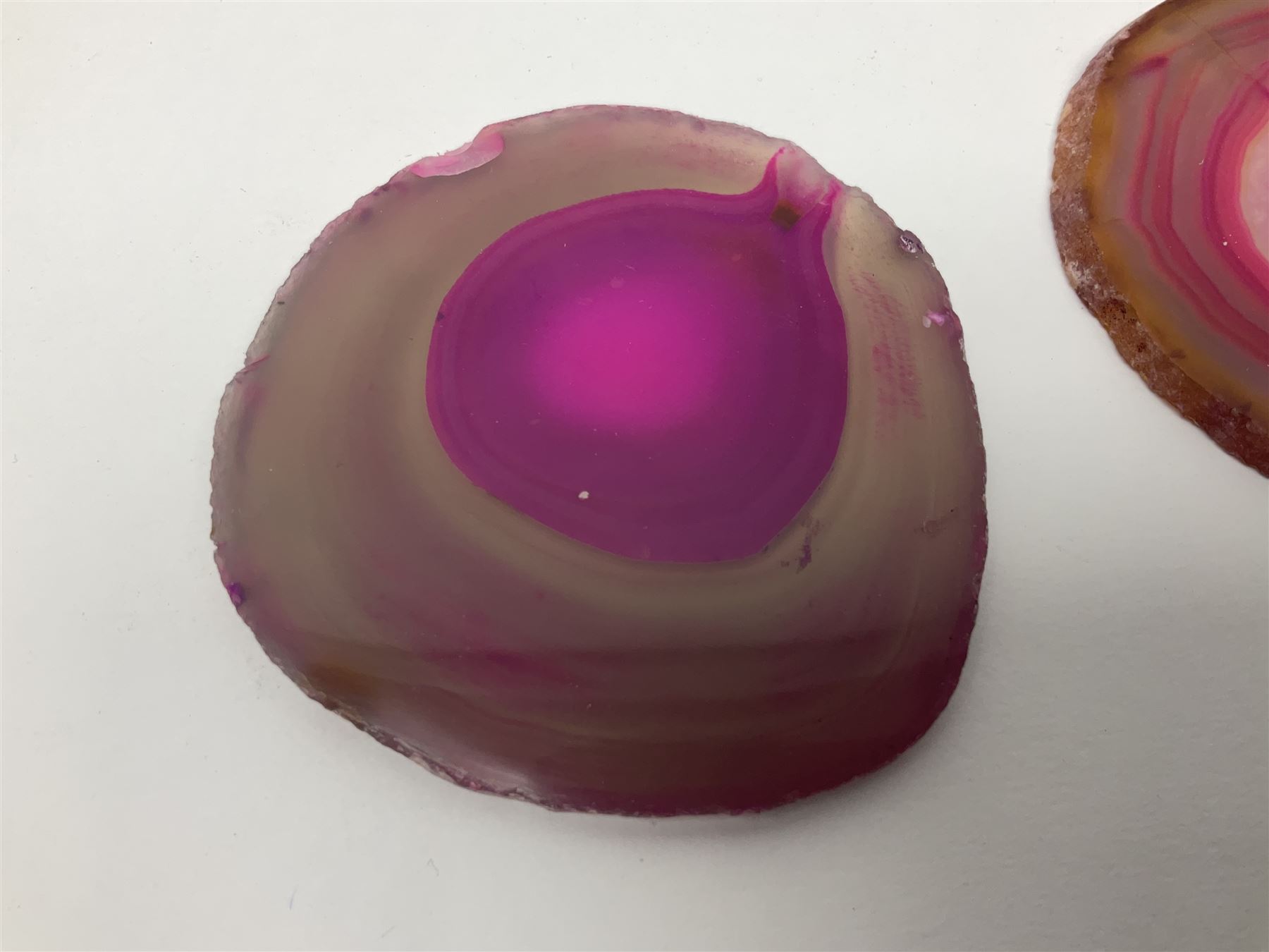 Five pink agate slices - Image 9 of 12