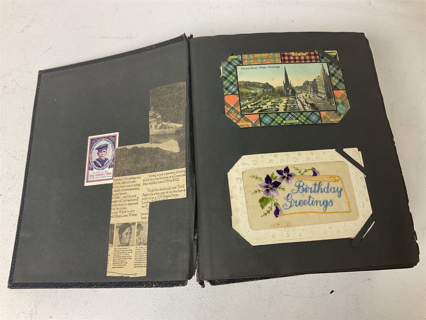 Postcard album with Victorian and later postcards - Image 4 of 12