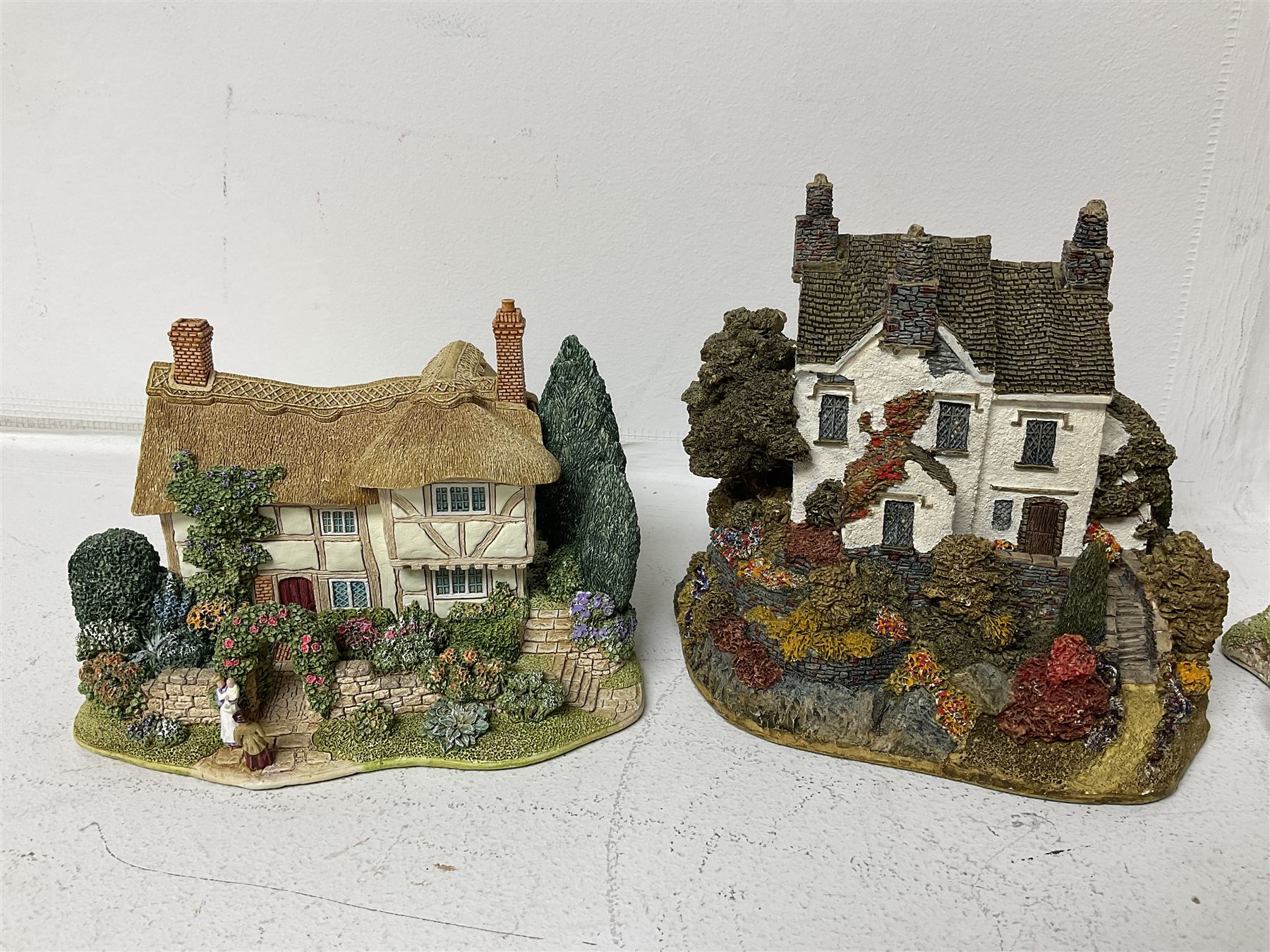 Nineteen Lilliput Lane models - Image 17 of 23