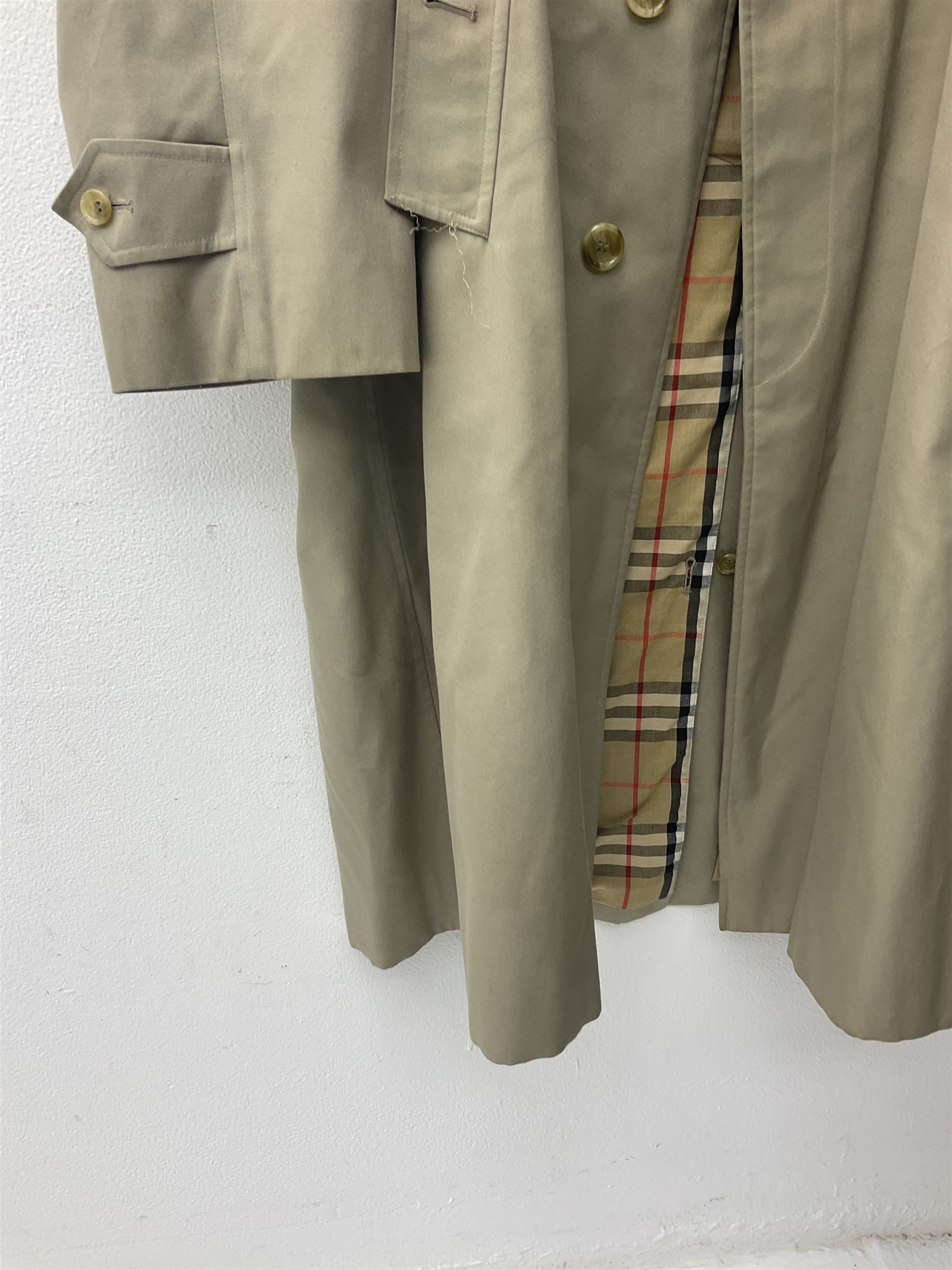 Ladies Burberry double breasted trench coat - Image 17 of 25