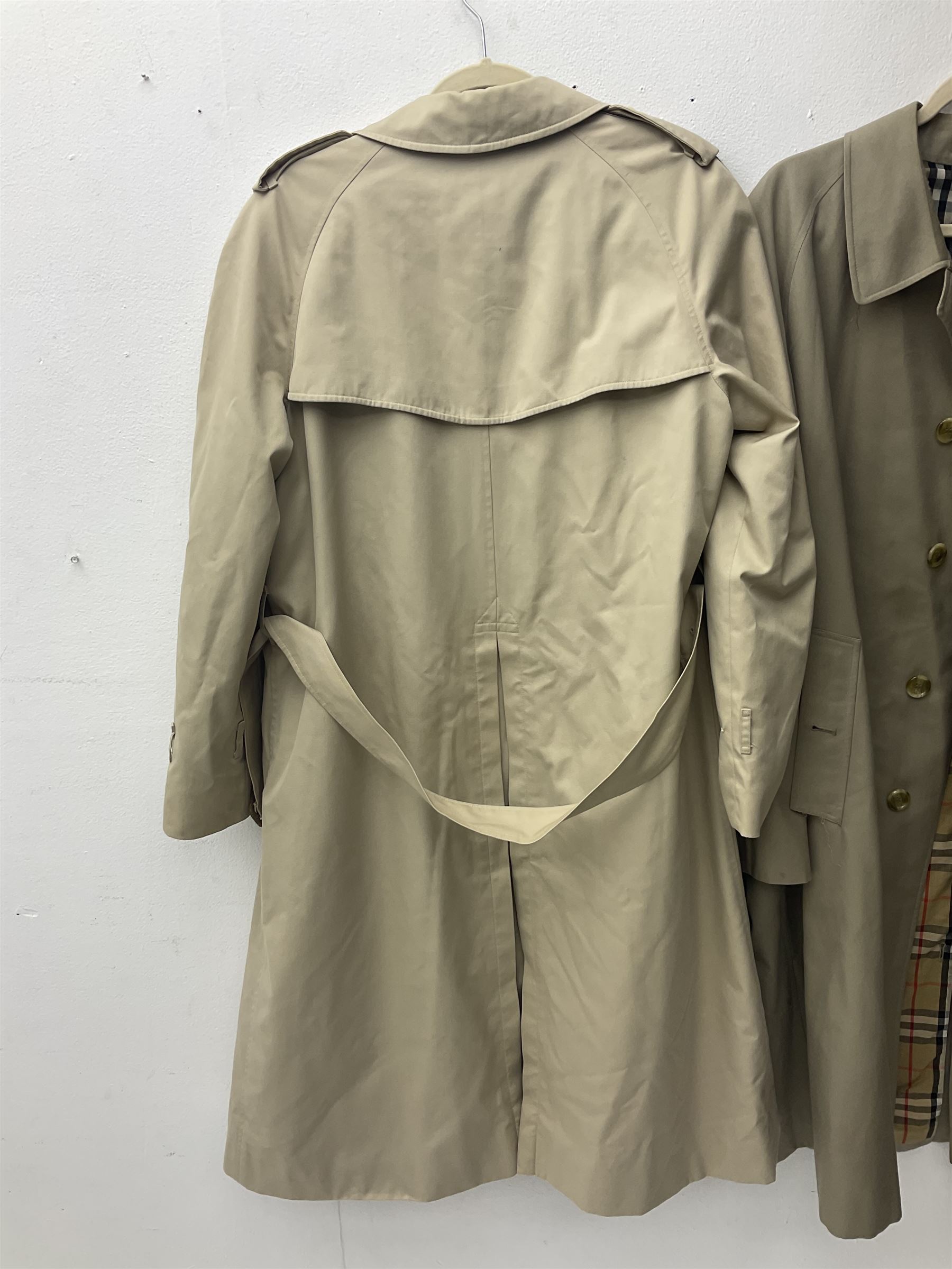 Ladies Burberry double breasted trench coat - Image 13 of 25