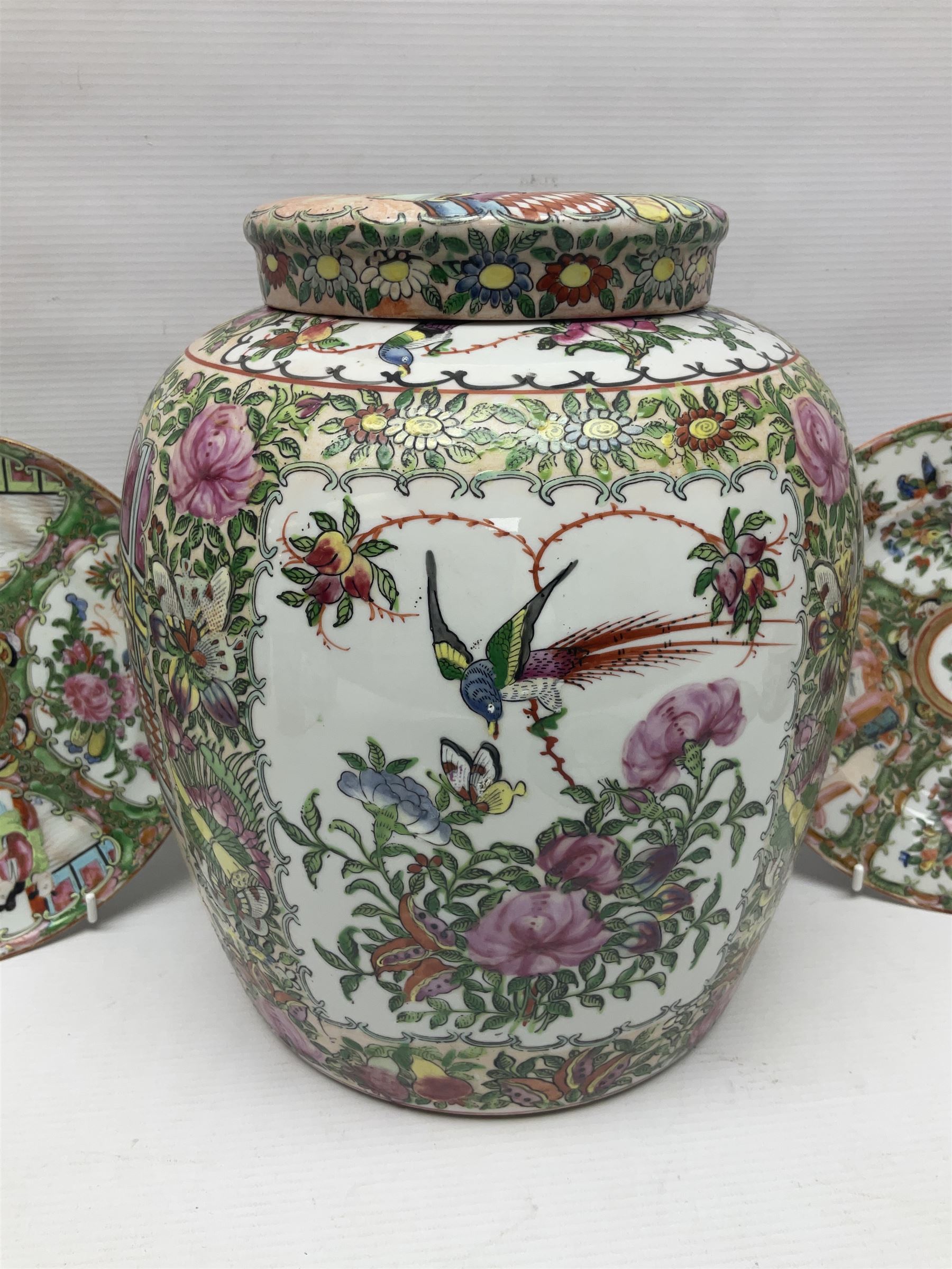 20th century large Chinese Famille Rose jar and cover - Image 16 of 19