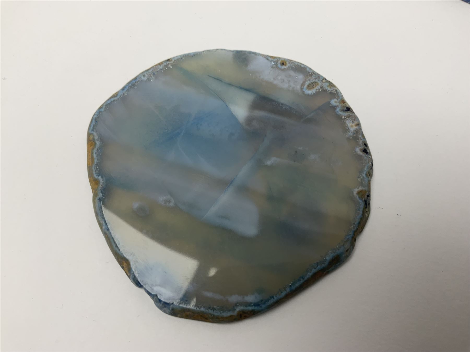 Five blue agate slices - Image 6 of 12