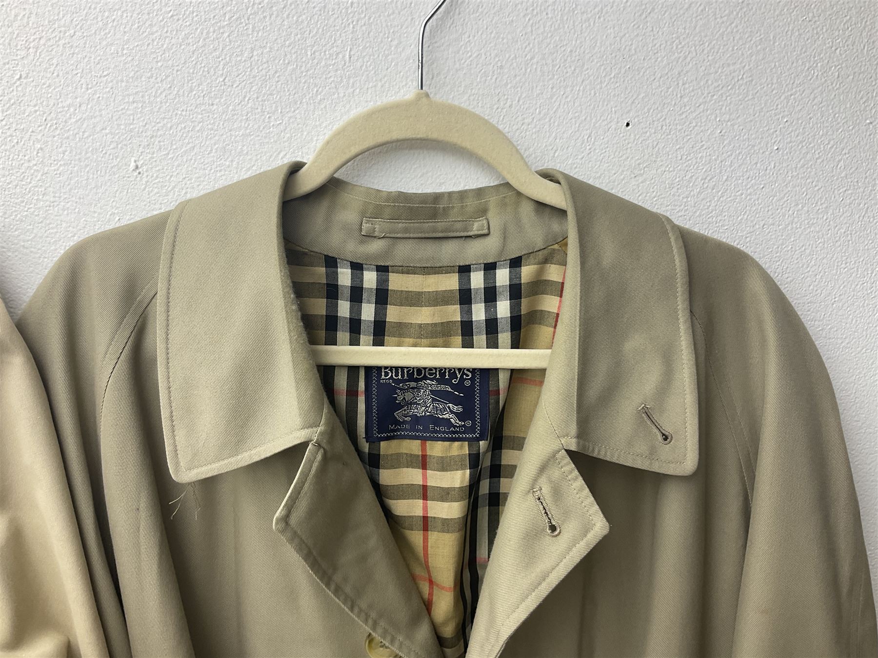 Ladies Burberry double breasted trench coat - Image 15 of 25