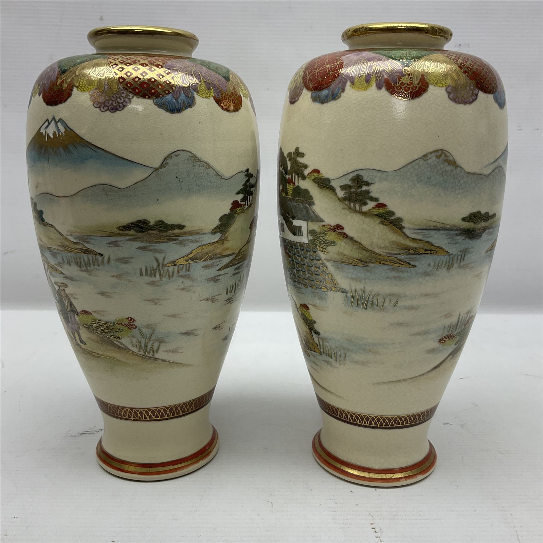 Pair of Japanese Meiji period Satsuma vases - Image 6 of 7