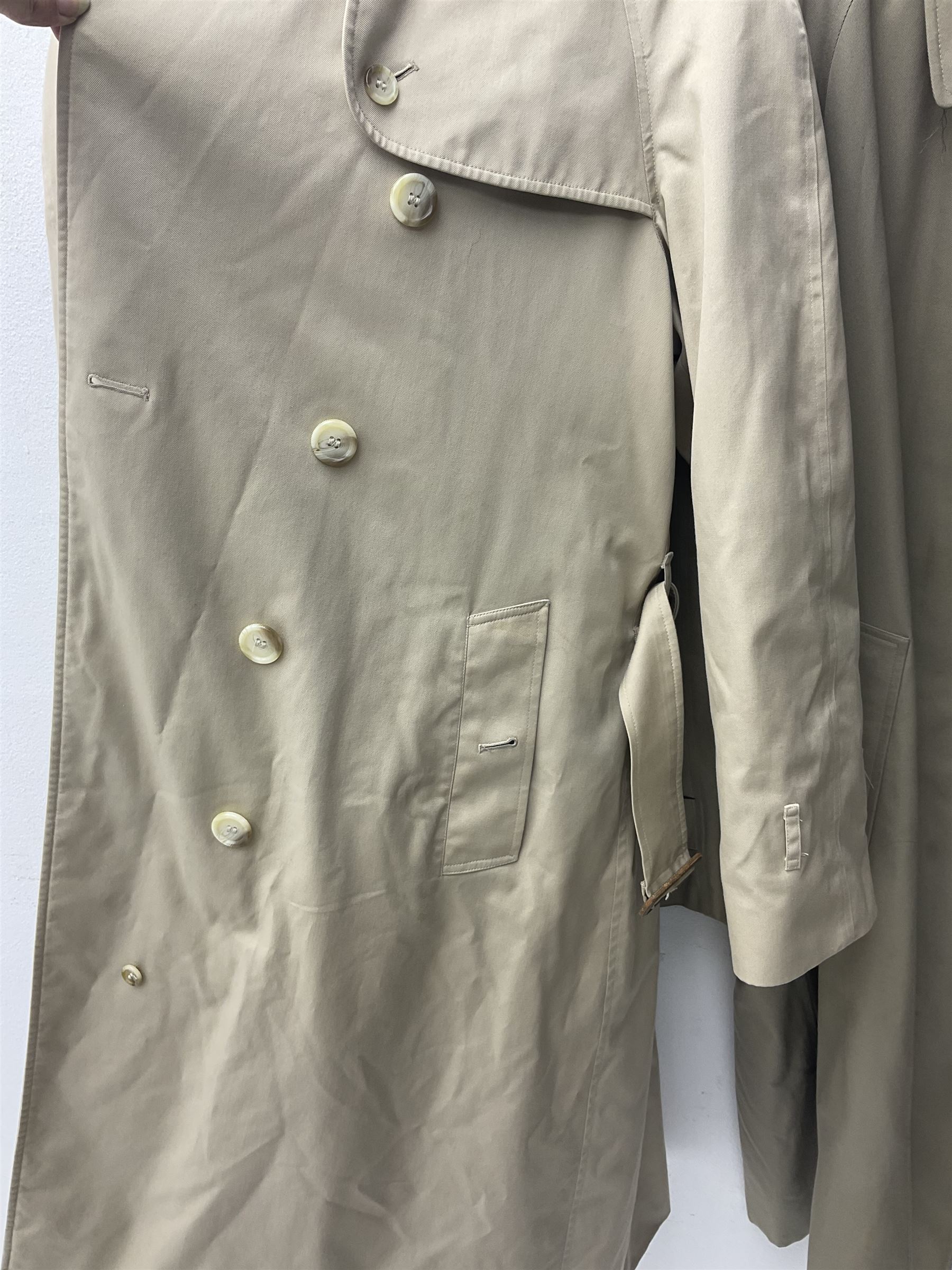 Ladies Burberry double breasted trench coat - Image 8 of 25