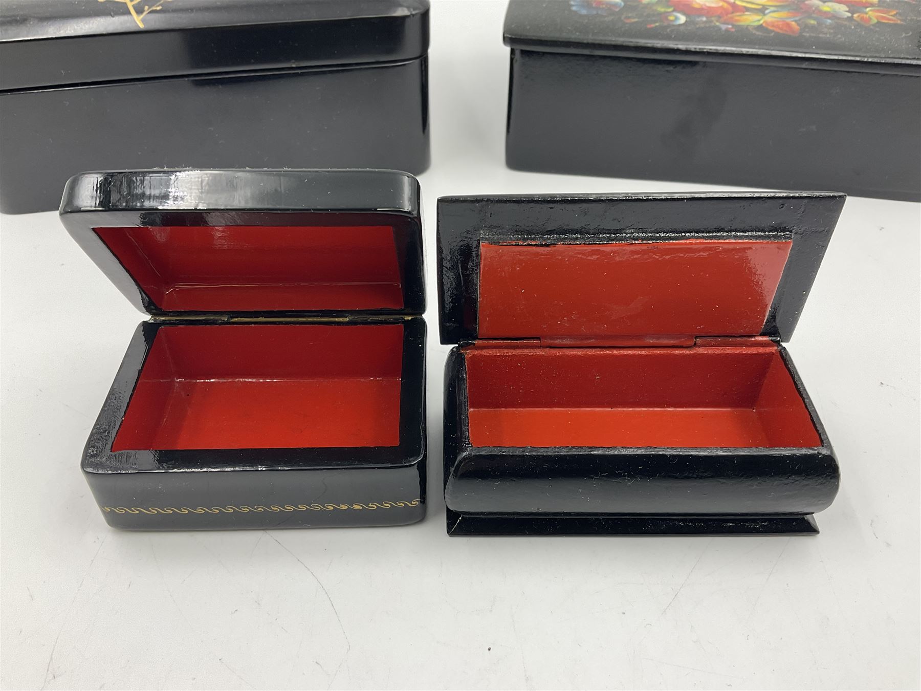 20th century Russian black lacquered papier Mache boxes - Image 9 of 12