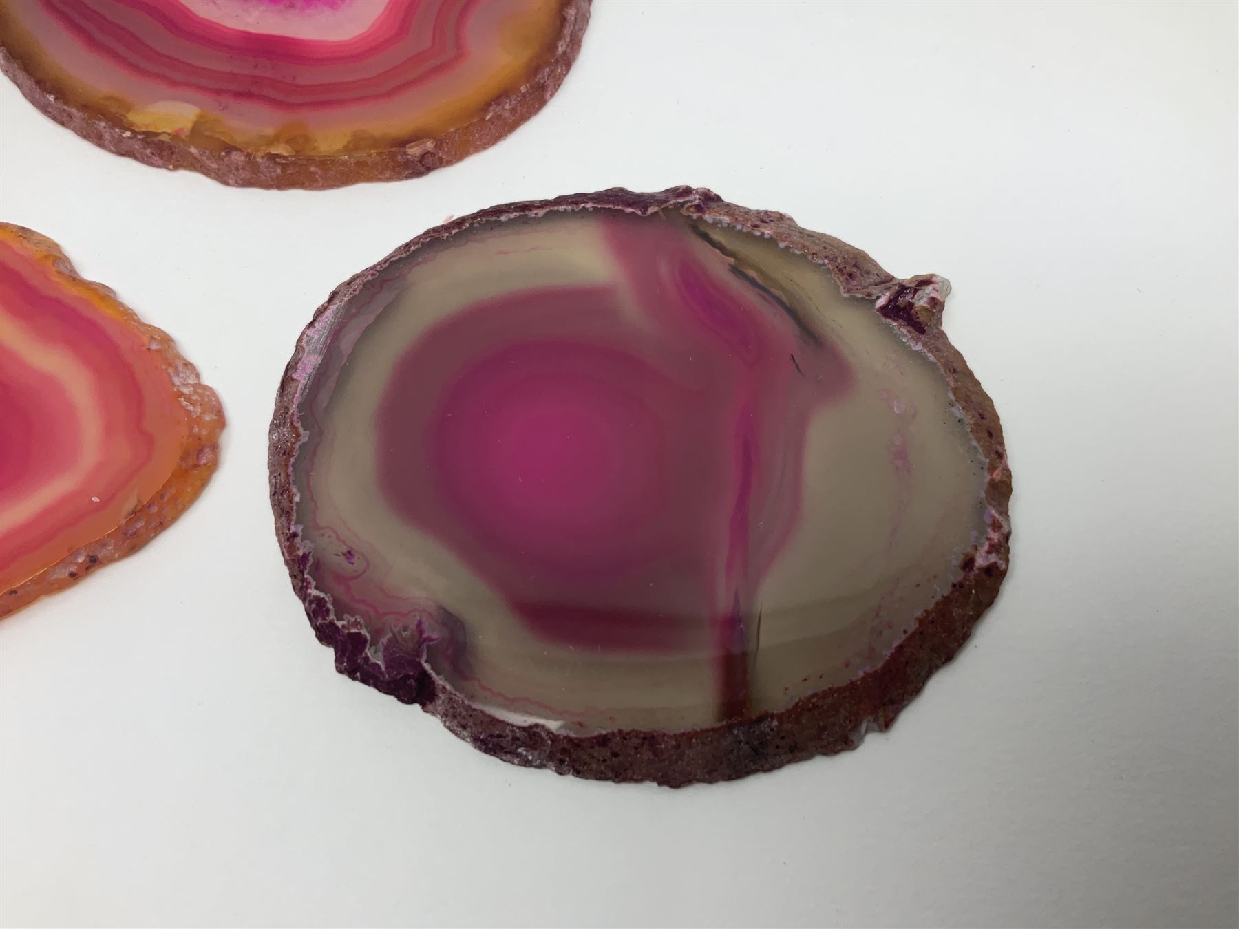Five pink agate slices - Image 3 of 12